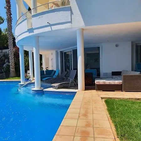 Al Lado Del Mar Tortuga 12 Villa Lloret de Mar
