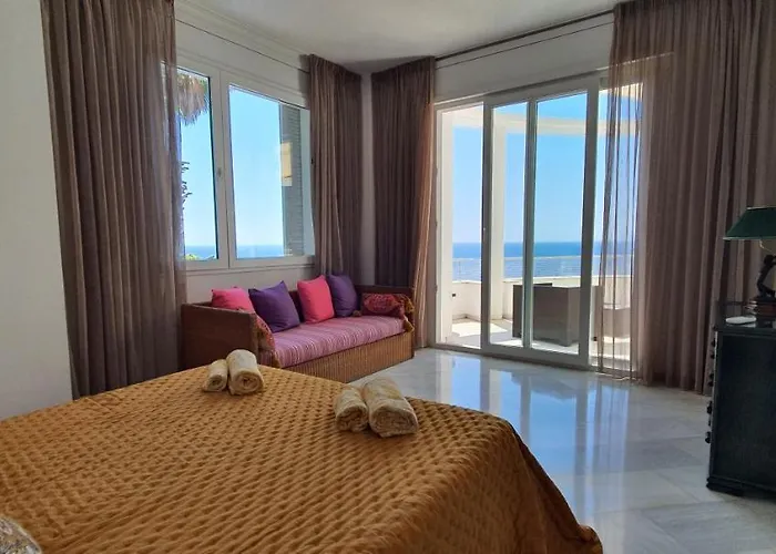 Al Lado Del Mar 