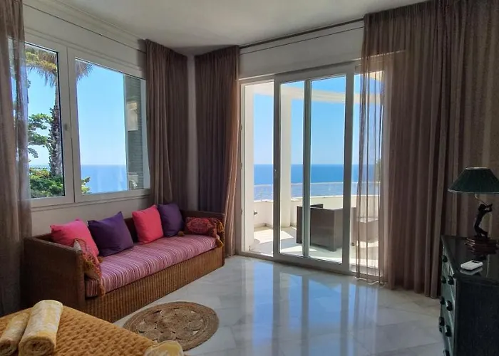 Al Lado Del Mar 