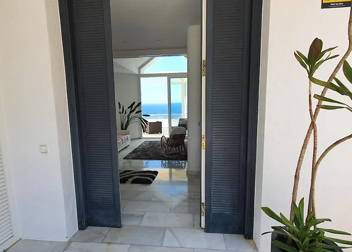 Al Lado Del Mar 