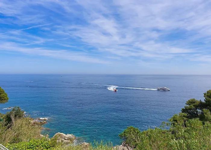Al Lado Del Mar 